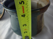 Load image into Gallery viewer, 1995 Frogtown Pottery Blue Tan Salt Honey Jar with Lid with Cutout
