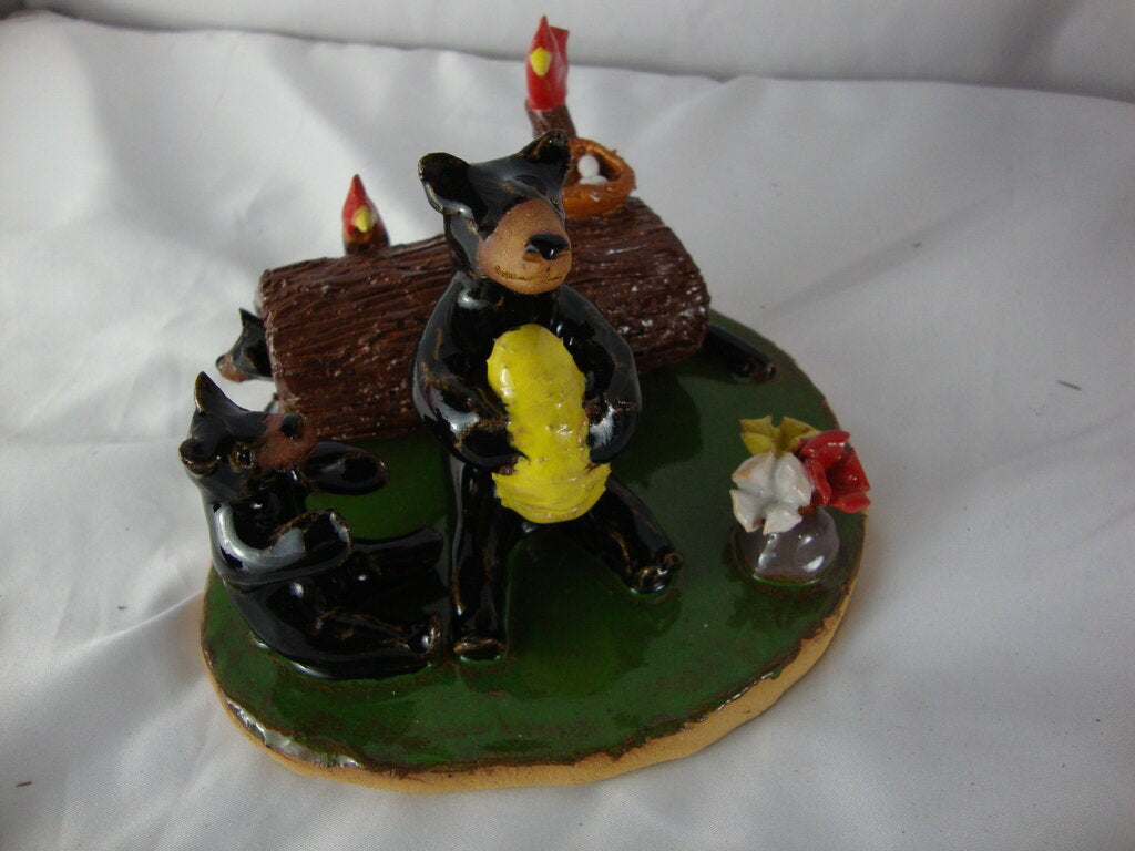 Lynn Bailey Folk Art Potter Two Bears with Baby in Tree Stump End with Cardinals with Nest Figure