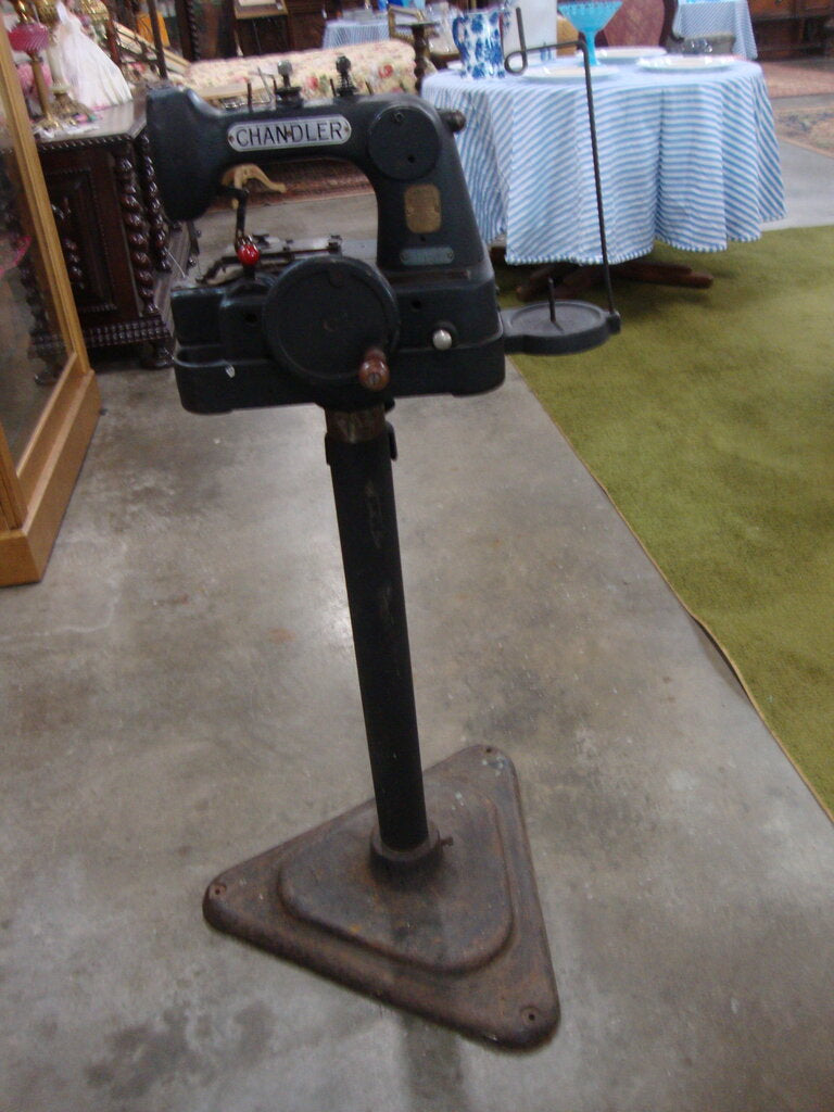 Vintage Chandler Class 471 Industrial Button Sewing Machine with Stand *UNTESTED*
