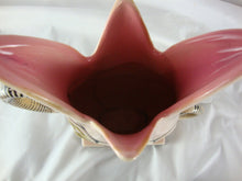 Load image into Gallery viewer, 1955 Hull USA T7 Pink Blossom Flite Flower Double Handle Vase
