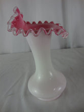Load image into Gallery viewer, Vintage Fenton Jack in the Pulpit Pink Peach Crest White Flower Vase
