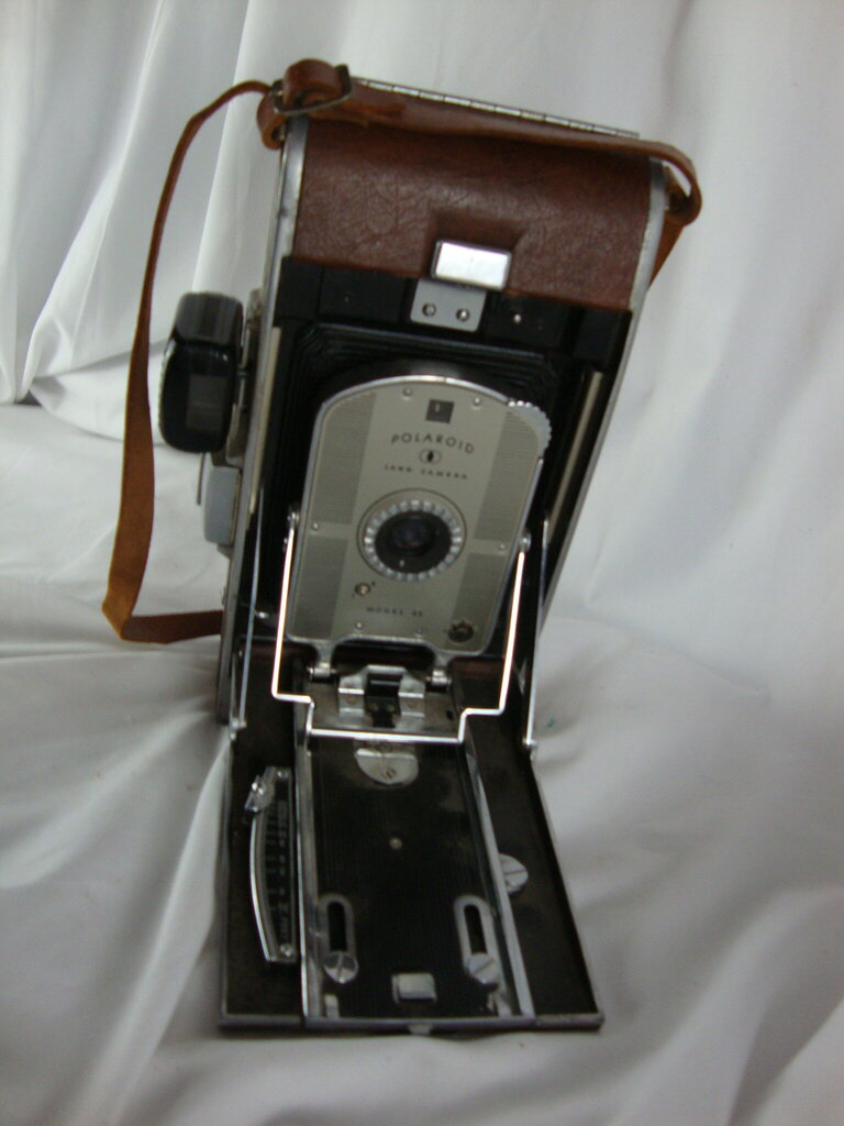 Vintage Polaroid Land Camera Model 95 Leather Exterior UNTESTED