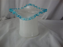 Load image into Gallery viewer, Vintage Fenton Aqua Crest Glass Top Hat Vase
