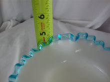 Load image into Gallery viewer, Vintage Fenton Aqua Crest Glass Top Hat Vase
