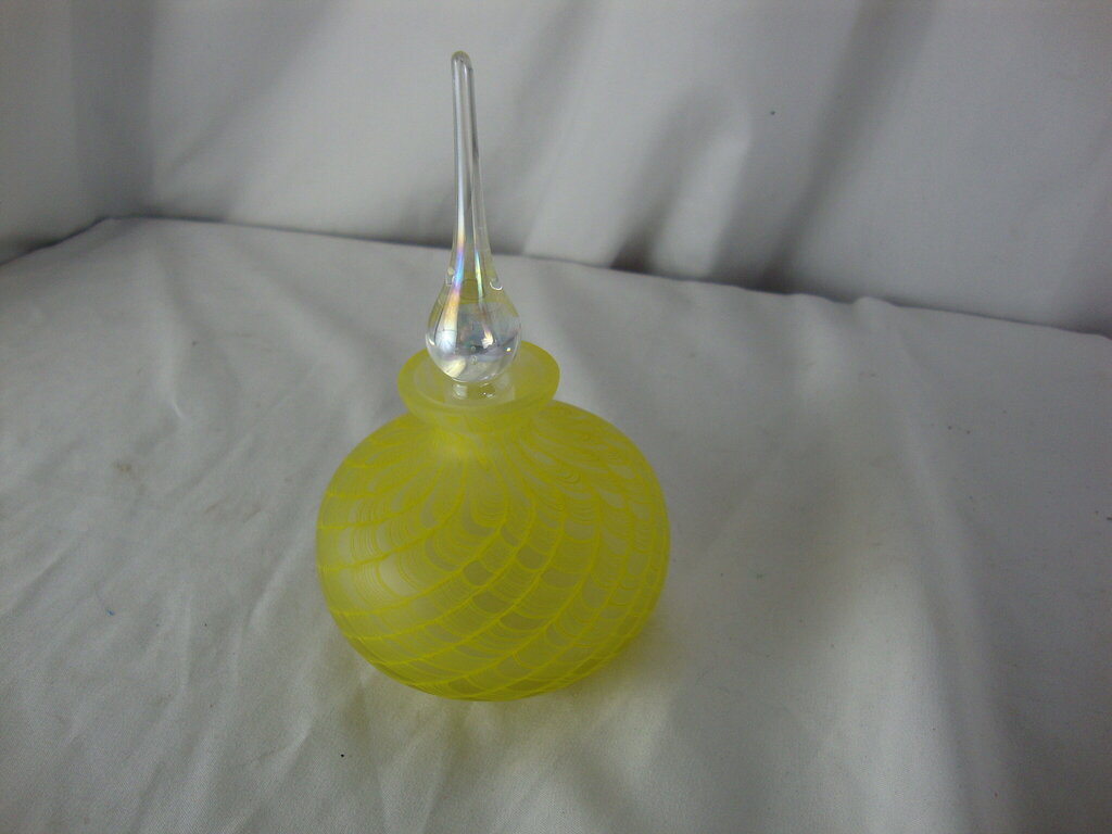 Vintage Yellow Swirl Art Glass Perfume Bottle Clear Glass Stopper