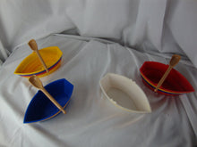 Load image into Gallery viewer, Avon By The Sea Molded Plastic (4) Boat Bowls and (3) Paddle Spoons Set
