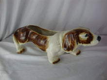 Load image into Gallery viewer, Vintage Ceramic Bassett Beagle Hound Planter 16&quot; Length
