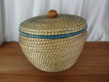 Load image into Gallery viewer, Vintage Coiled Sweetgrass Tan Blue Thread Trim Basket with Lid
