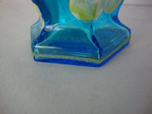Load image into Gallery viewer, Vintage Fenton Mulberry &amp; Blue Art Glass Handpainted Grapes Leaves Vase With Clear Handle
