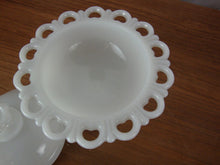 Load image into Gallery viewer, Vintage Anchor Hocking Lace Edge Old Colony Footed Candy Dish with Lid
