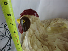 Load image into Gallery viewer, Vintage Temp-Tations 1.5 Quart Ceramic Serving Dish with Chicken Lid with Handle
