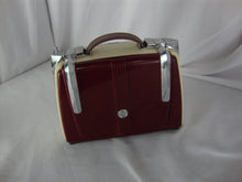 Load image into Gallery viewer, Vintage Spirit Trans-Atlantic Battery Red/Cream Plastic Flip Up Suitcase Radio
