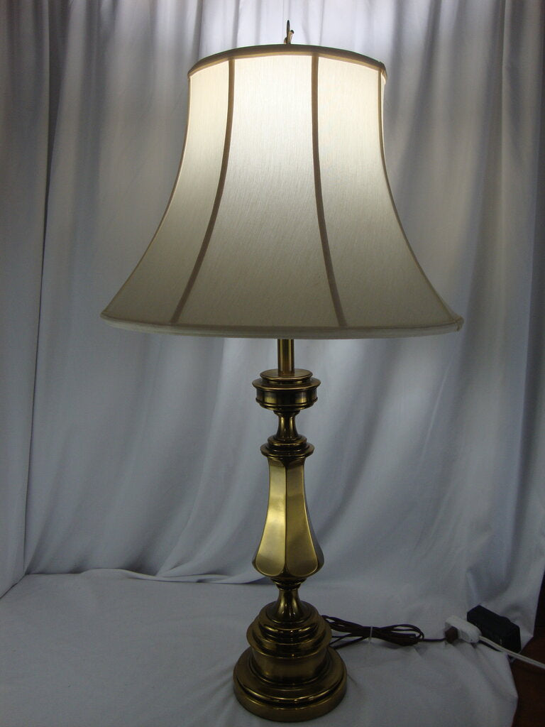 Vintage Stiffell Brass Buffet Lamp with Cream Shade Fleur de Lis Finial