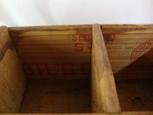 Load image into Gallery viewer, 1965 Canada Dry Perry Florida Wood 12 Slot Carry Crate

