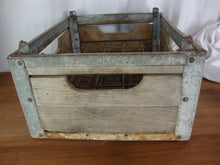 Load image into Gallery viewer, Vintage University of Georgia Creamery Wood Metal 30 Slot Half Pint Bottle Carry Crate
