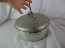 Load image into Gallery viewer, Vintage Wagner Ware Sidney O Hammered Aluminum Roaster Dutch Oven with Lid
