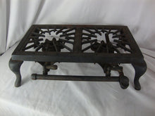 Load image into Gallery viewer, Vintage Quality Newark OH Cast Iron Camp Double Gas Burner REPAIRED
