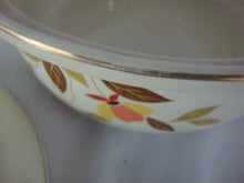 Load image into Gallery viewer, Vintage Hall Jewel Tea Autumn Leaf Ceramic Casserole Bowl with Lid
