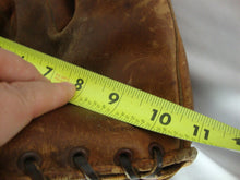Load image into Gallery viewer, 1950&#39;s Nokona Ristankor 3 Finger Right Hander Leather Baseball Glove
