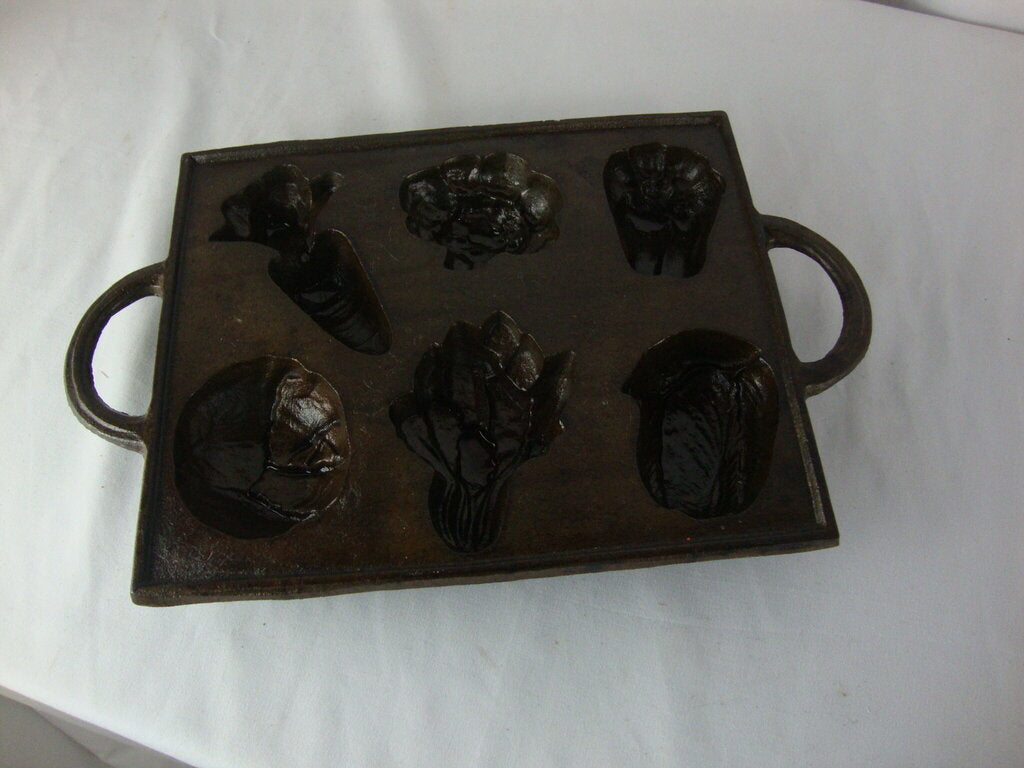 Cast Iron 6 Vegetable Shape Handled Baking Pan