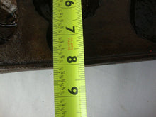 Load image into Gallery viewer, Cast Iron 6 Vegetable Shape Handled Baking Pan
