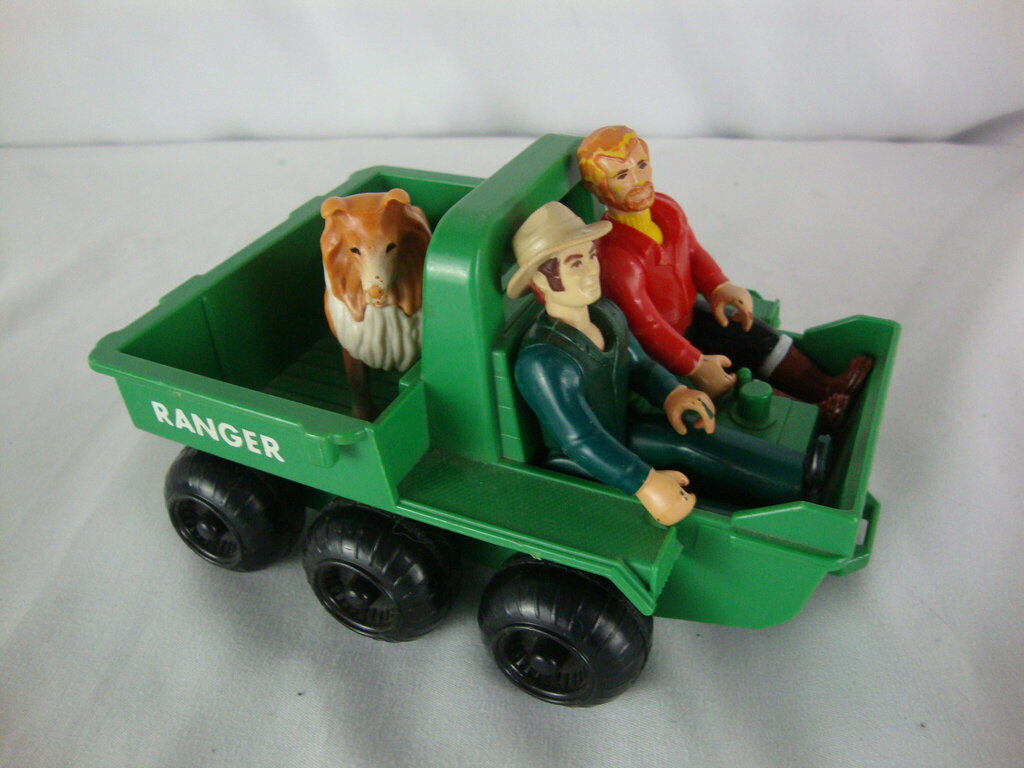1976 Fisher Price Adventure Wilderness Ranger Patrol Vehicle with Figures