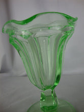 Load image into Gallery viewer, Vintage Vaseline Uranium Ice Cream Sundae Glass Cup
