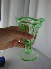 Load image into Gallery viewer, Vintage Vaseline Uranium Ice Cream Sundae Glass Cup

