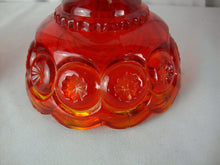 Load image into Gallery viewer, Vintage LE Smith Amberina Moon Stars Candleholders Set of 2
