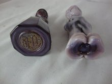 Load image into Gallery viewer, Vintage Mosser Glass Josh &amp; Jenny Purple Plum Slag Glass Figures Pair
