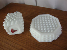 Load image into Gallery viewer, Vintage Fenton White Hobnail Table Lighter with Four Slot Ashtray
