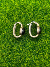 Load image into Gallery viewer, Earrings, Sterling Silver, Onyx Hingeback
