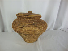 Load image into Gallery viewer, Vintage Handmade Woven Bulbous Basket Angled Top with Lid
