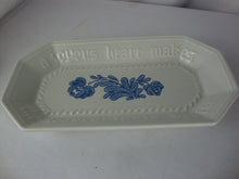 Load image into Gallery viewer, Vintage Pfaltzgraff Yorktowne Rectangle Bread Platter
