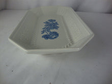 Load image into Gallery viewer, Vintage Pfaltzgraff Yorktowne Rectangle Bread Platter
