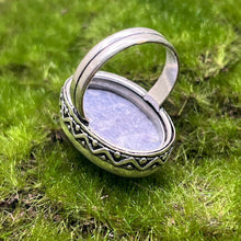 Load image into Gallery viewer, Ring, Sterling Silver, Charoite Oval, Size ~9
