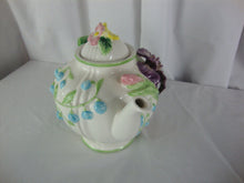 Load image into Gallery viewer, Vintage Fitz Floyd Omnibus Spring Floral 48 Ounce Teapot with Lid
