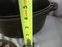 Load image into Gallery viewer, Vintage Griswold No 8 Tite-Top Dutch Oven with Lid and Trivet Unrestored

