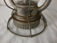 Load image into Gallery viewer, Dietz Vesta Kerosene Lantern, Richmond, Fredericksburg Potomac Railroad New York
