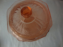 Load image into Gallery viewer, Vintage Anchor Hocking Mayfair Open Rose Pink Glass Biscuit Jar with Lid
