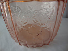 Load image into Gallery viewer, Vintage Anchor Hocking Mayfair Open Rose Pink Glass Biscuit Jar with Lid
