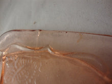 Load image into Gallery viewer, Vintage Anchor Hocking Mayfair Open Rose Pink Glass Biscuit Jar with Lid

