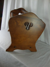 Load image into Gallery viewer, Vintage Ethan Allen Heirloom Colonial Magazine Newspaper Rack Holder
