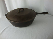 Load image into Gallery viewer, Vintage Lodge Cast Iron Chicken Fryer with Lid Unrestored
