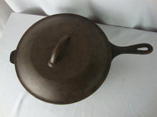 Load image into Gallery viewer, Vintage Lodge Cast Iron Chicken Fryer with Lid Unrestored
