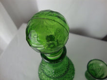 Load image into Gallery viewer, Vintage Green Diamond Point Small Decanter with Stopper and Three Glasses
