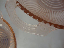 Load image into Gallery viewer, Vintage Anchor Hocking Queen Mary Pink Depression Serving Bowl with Five Individual Bowls
