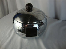 Load image into Gallery viewer, Vintage West Bend Penguin Hot Cold Aluminum Lidded Server Bowl
