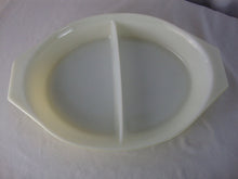 Load image into Gallery viewer, Vintage Pyrex Chartreuse Yellow 1.5 Quart Divided Dish with Side Handles
