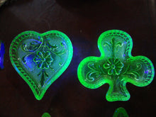 Load image into Gallery viewer, Tiara Uranium Glass Playing Card Suits Ashtray Snack Dishes Set of 4
